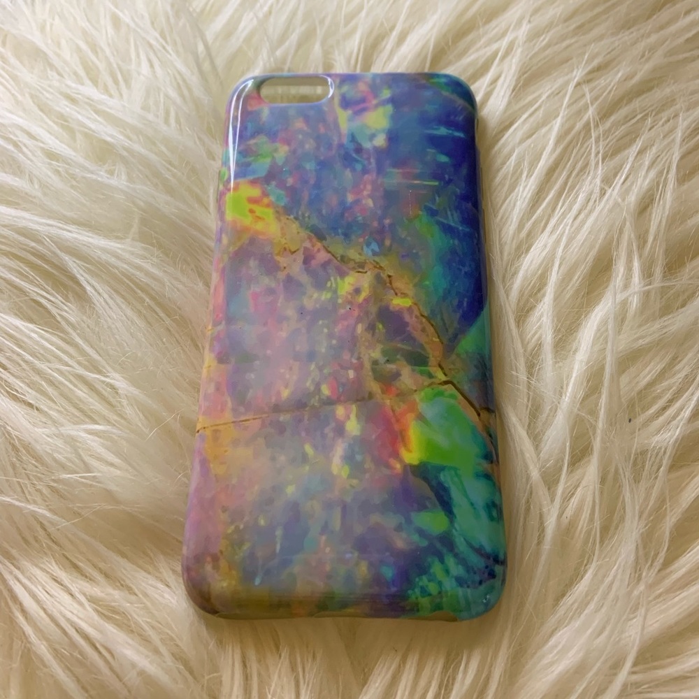 Velvet Caviar Opal iPhone 6/6s Case